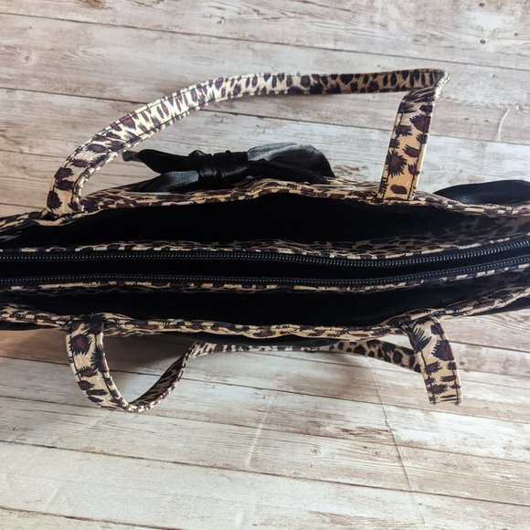 Leopard Print Shoulder Bag - Picture 4 of 7